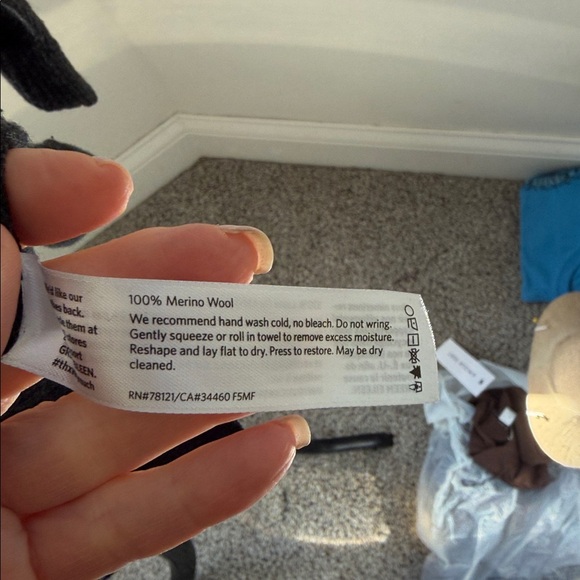 Eileen Fisher 100% Merino Asymmetrical Black Heather Sweater, S/P, EUC - Picture 8 of 8